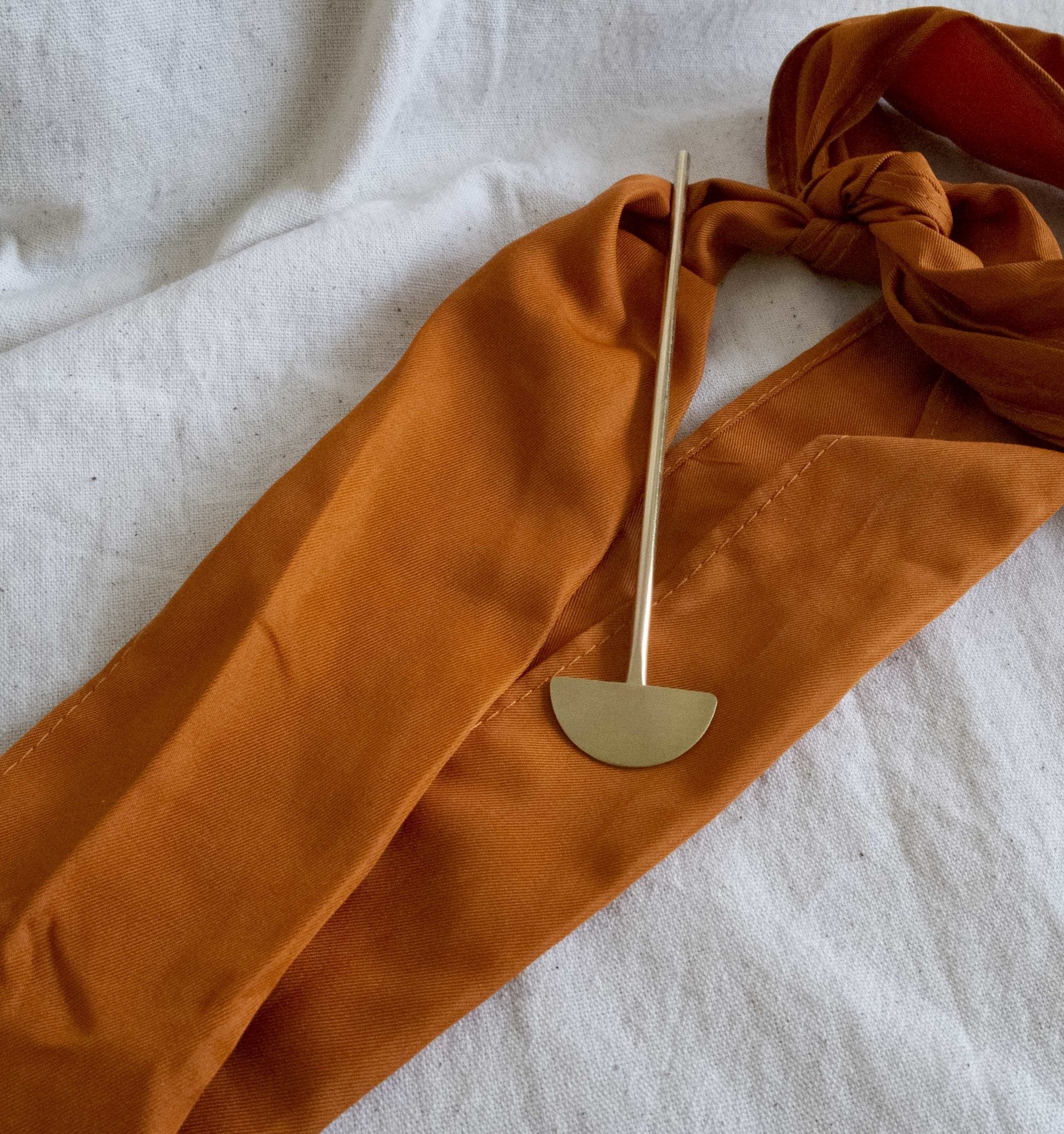 Minimalist Scandinavian hairpin by MeganCollinsJewellery