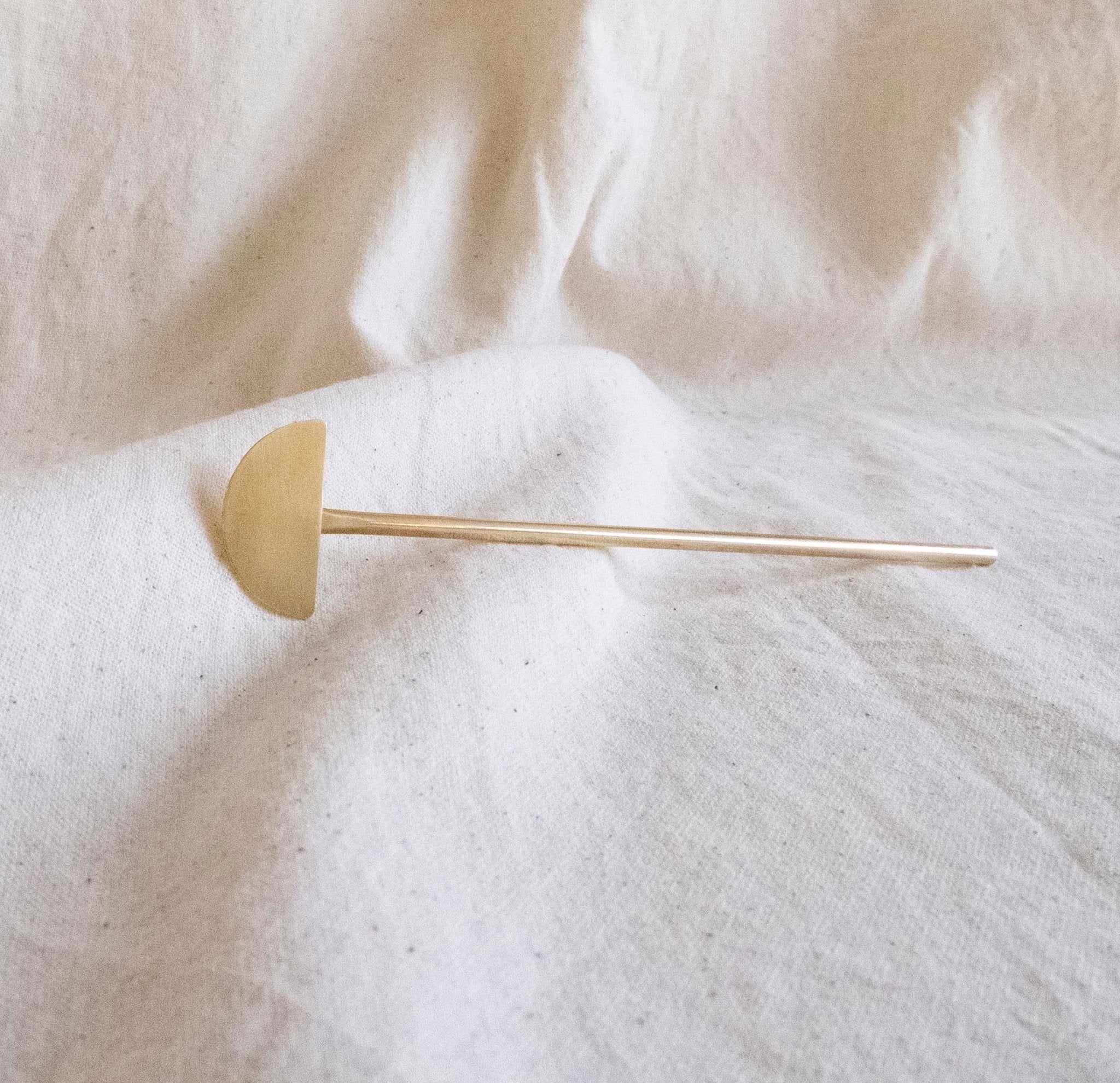 Minimalist Scandinavian hairpin by MeganCollinsJewellery