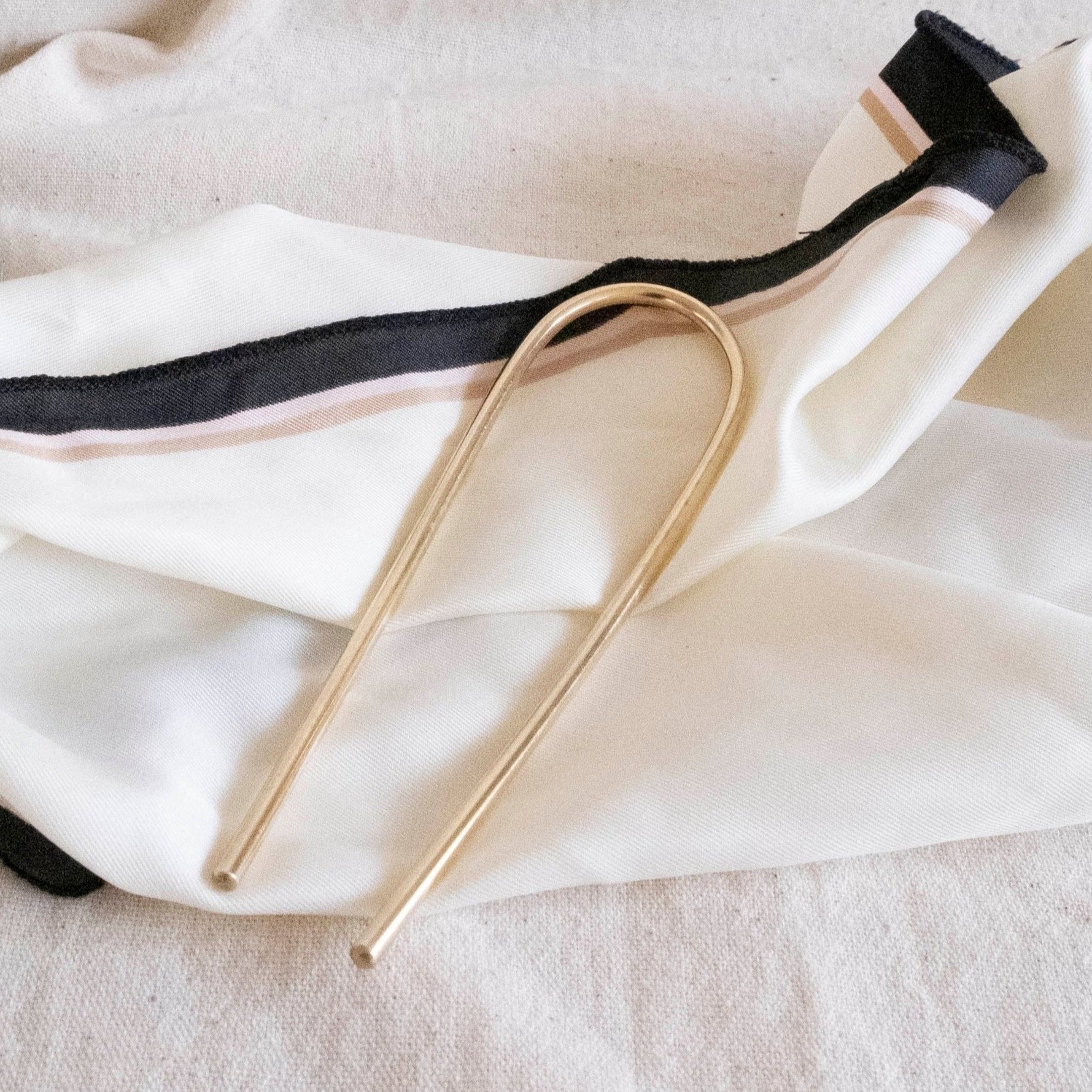 Minimalist Scandinavian hairpin by MeganCollinsJewellery